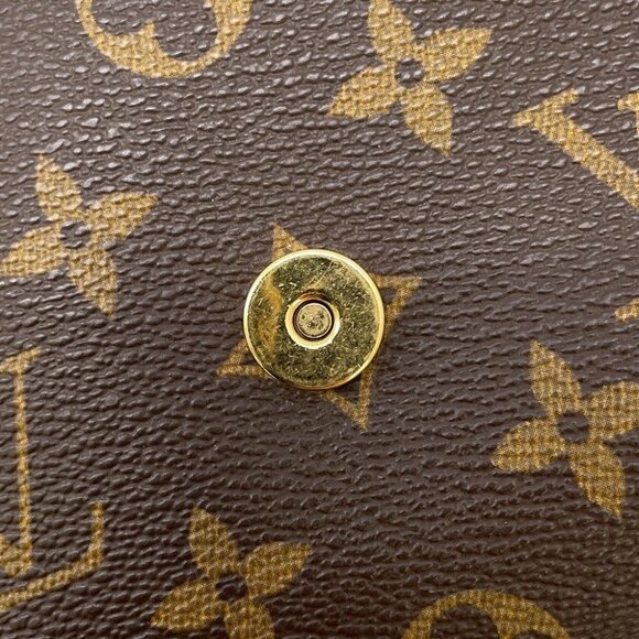 LOUIS VUITTON Musette Salsa Short Monogram Brown - Picture 10 of 16